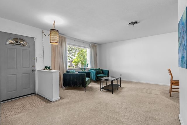 2461 Highland Road, Dallas, TX 75228