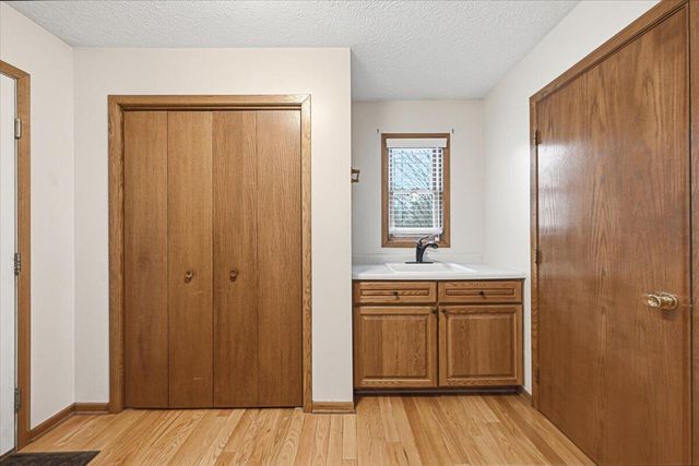 22326 HARBOR Lane, Council Bluffs, IA 51503