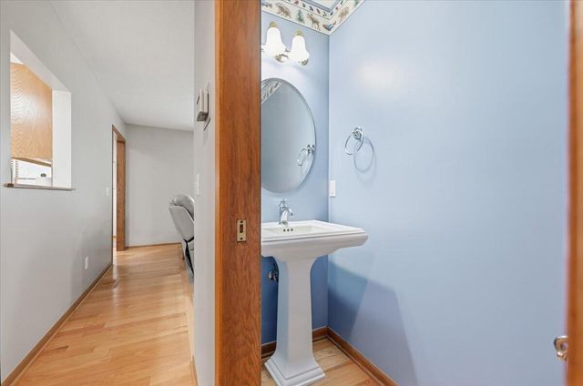 22326 HARBOR Lane, Council Bluffs, IA 51503