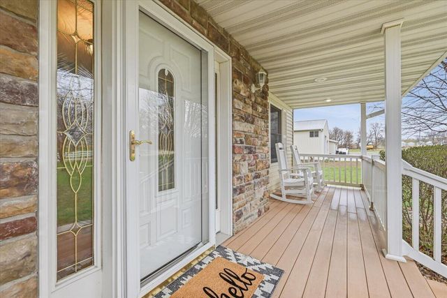 22326 HARBOR Lane, Council Bluffs, IA 51503