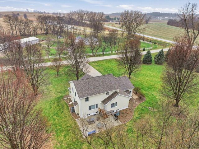 22326 HARBOR Lane, Council Bluffs, IA 51503