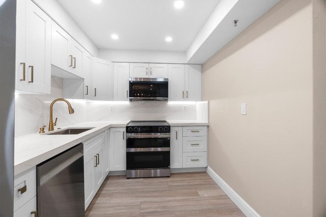 3221 S Ocean Boulevard 1006, Highland Beach, FL 33487