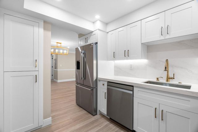 3221 S Ocean Boulevard 1006, Highland Beach, FL 33487