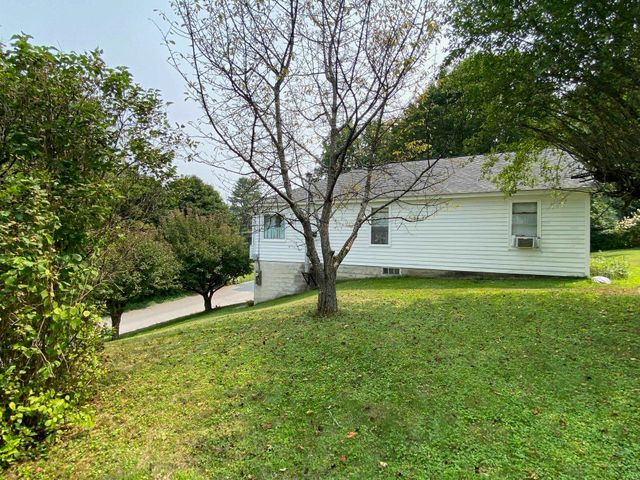 23 Southridge Street, Springfield, VT 05156