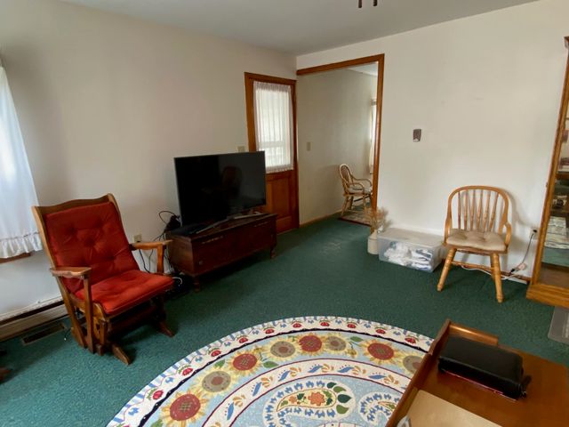23 Southridge Street, Springfield, VT 05156
