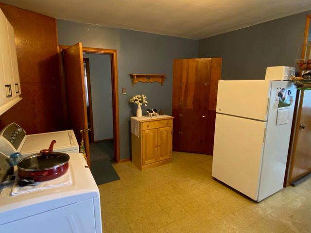23 Southridge Street, Springfield, VT 05156