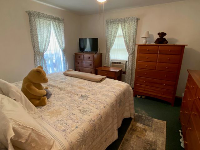 23 Southridge Street, Springfield, VT 05156