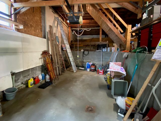 23 Southridge Street, Springfield, VT 05156