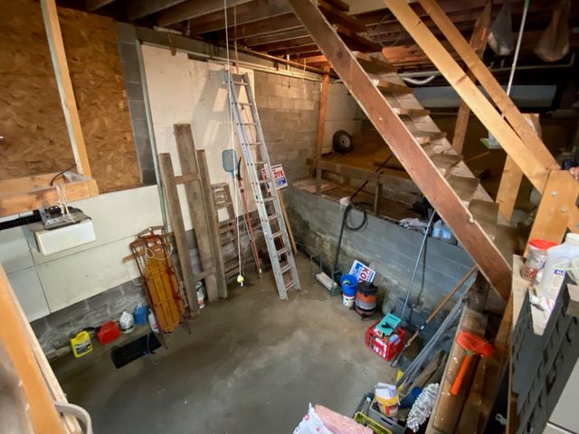 23 Southridge Street, Springfield, VT 05156