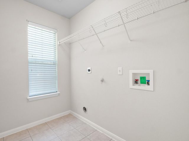 429 Falcon LN, Leander, TX 78641