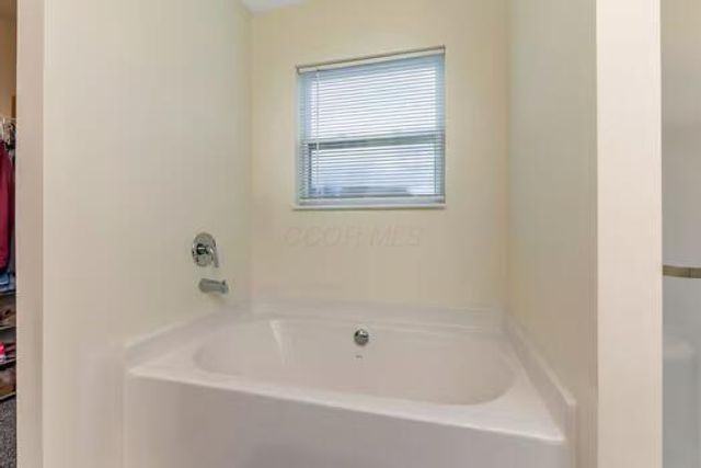 1594 Lewes Castle Drive, Grove City, OH 43123