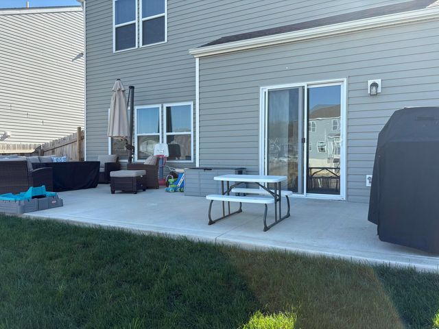 1594 Lewes Castle Drive, Grove City, OH 43123