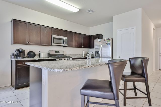 30960 W INDIANOLA Avenue, Buckeye, AZ 85396