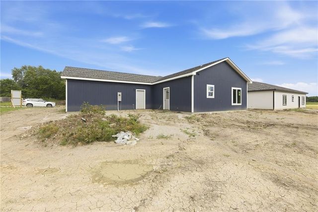 914 5th Street Terrace, Osawatomie, KS 66064