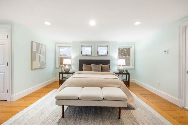 52 Cedar 1, Somerville, MA 02143