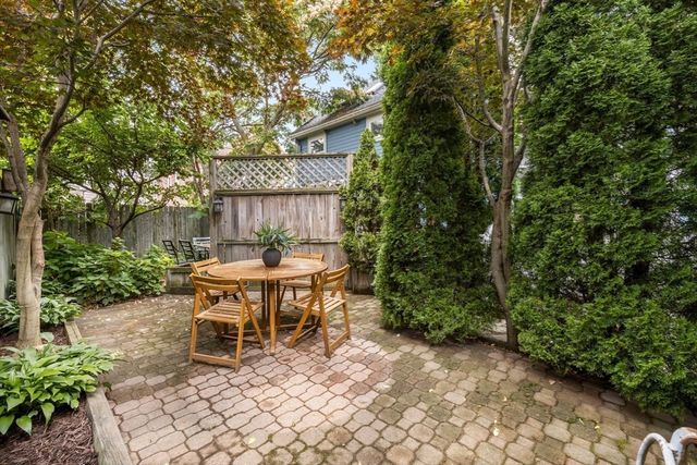 52 Cedar 1, Somerville, MA 02143
