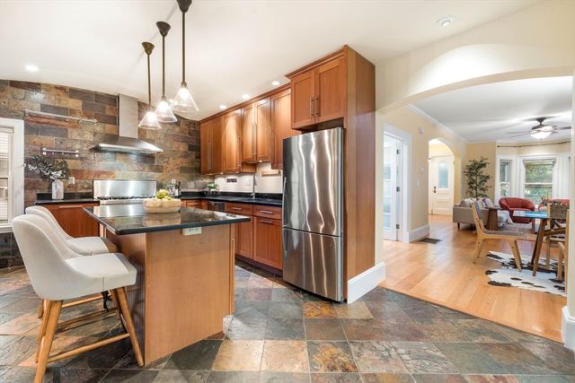 52 Cedar 1, Somerville, MA 02143