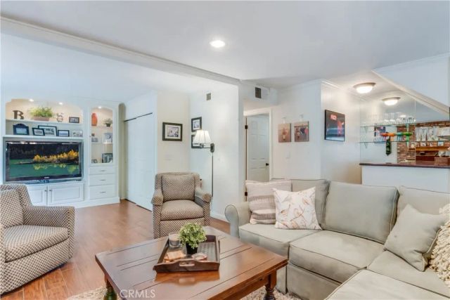 10461 El Dorado, Los Alamitos, CA 90720