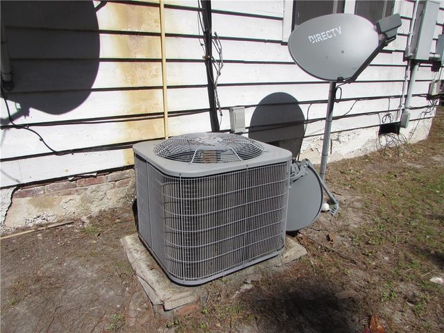 1003 Carswell Ave, Waycross, GA 31501