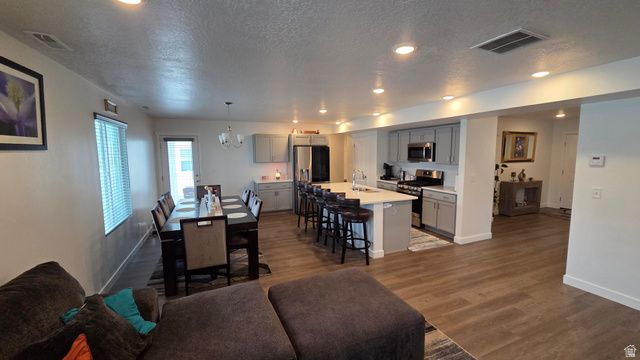 3534 N FINCH LN, Eagle Mountain, UT 84005