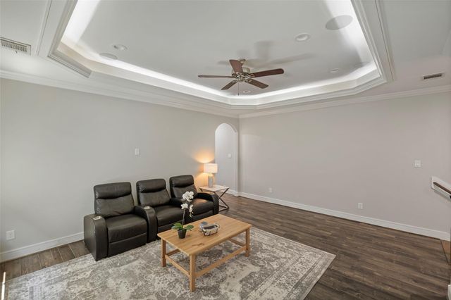 6533 Castlebay Drive, Houston, TX 77092