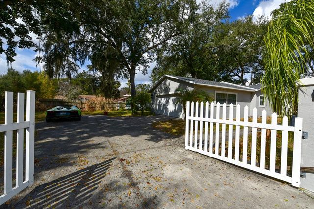 5700 MARINELL DRIVE, Orlando, FL 32809