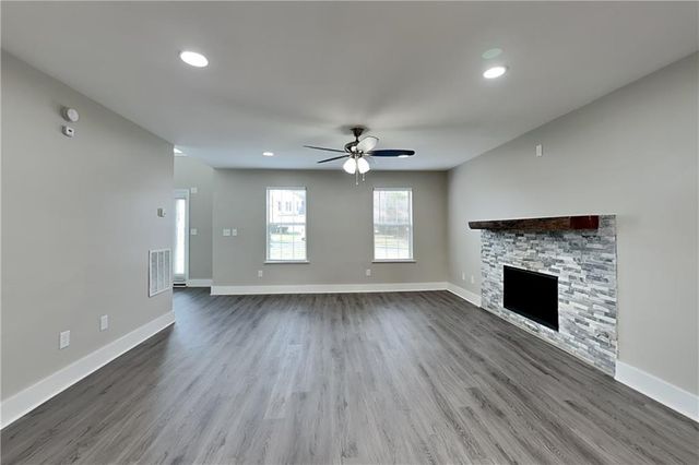 104 Silvergrass Drive, Dallas, GA 30157