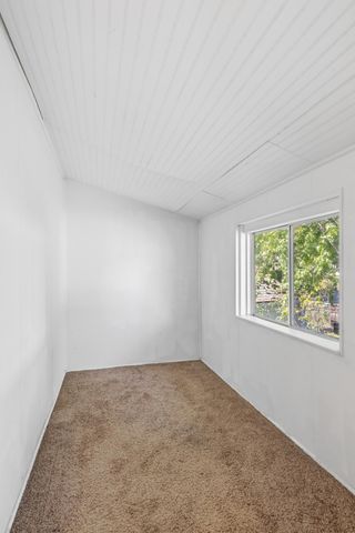 2005 19th Avenue NE, Minneapolis, MN 55418