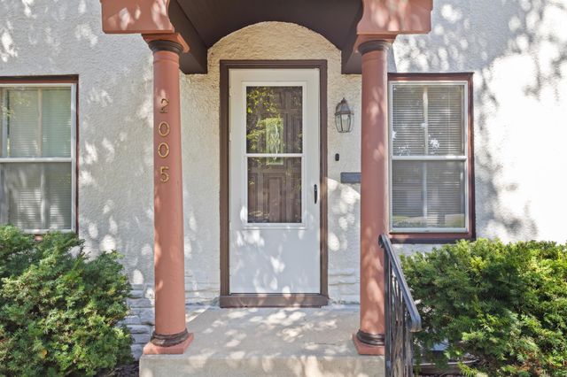 2005 19th Avenue NE, Minneapolis, MN 55418