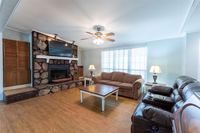 7824 Pr 1190, Leona, TX 75850