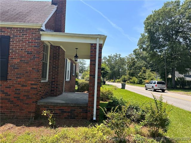 202 E 17th Street, Lumberton, NC 28358