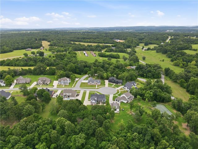 3385 Sweet Osage Lane, Fayetteville, AR 72704