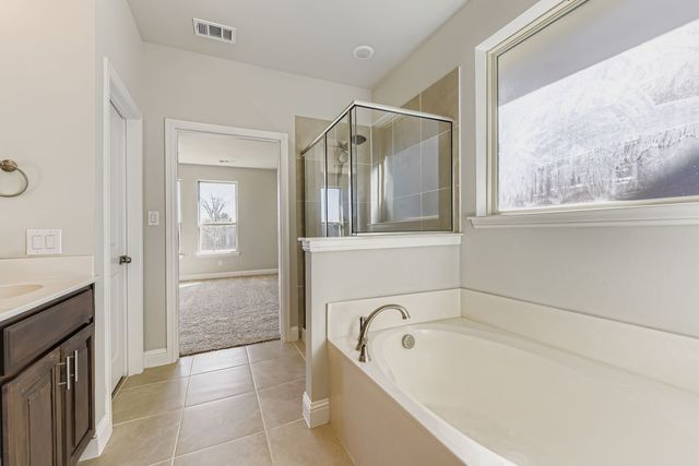124 Independence Drive, Joshua, TX 76058