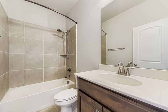 124 Independence Drive, Joshua, TX 76058