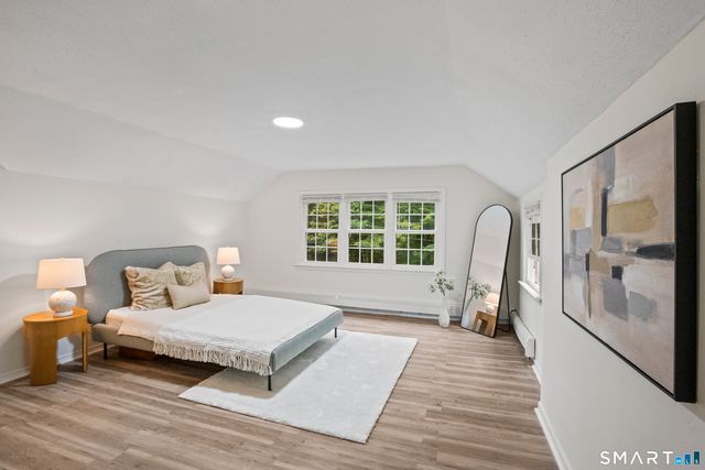 49 Old Middle Road, Brookfield, CT 06804