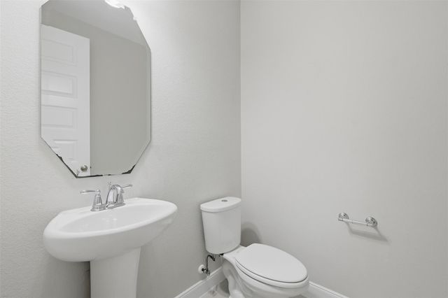 2207 Silver Canyon Lane, Richmond, TX 77469