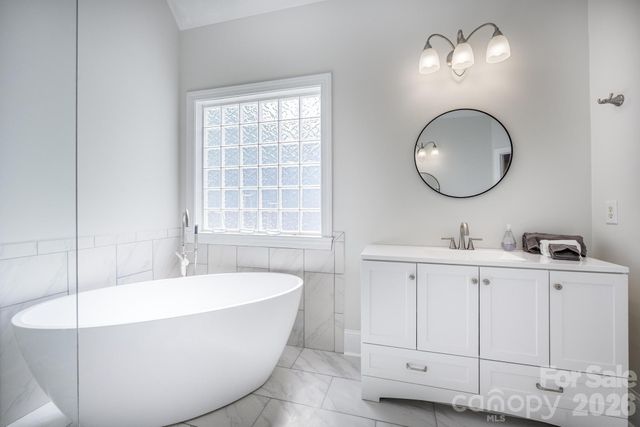 7867 Golf Course Drive N, Denver, NC 28037