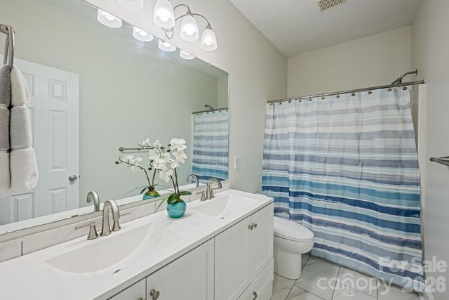 7867 Golf Course Drive N, Denver, NC 28037