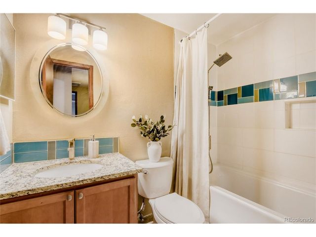 5753 S Lansing Ct, Englewood, CO 80111