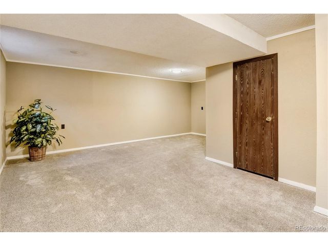 5753 S Lansing Ct, Englewood, CO 80111