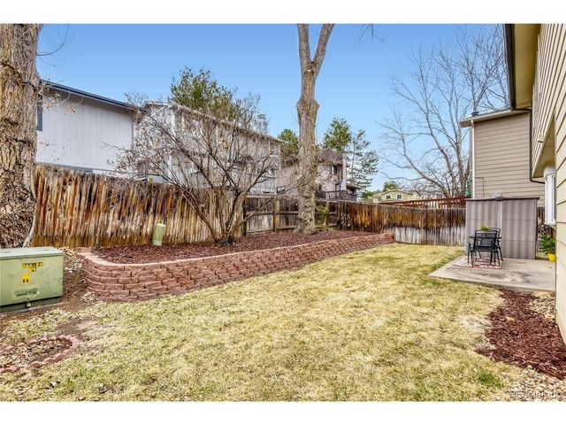 5753 S Lansing Ct, Englewood, CO 80111