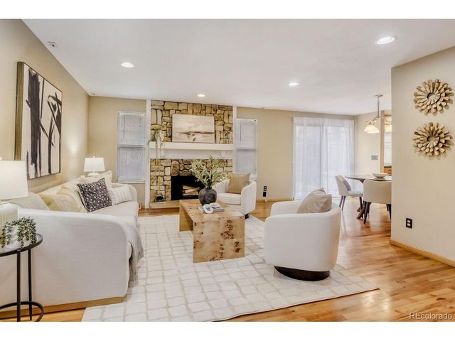 5753 S Lansing Ct, Englewood, CO 80111