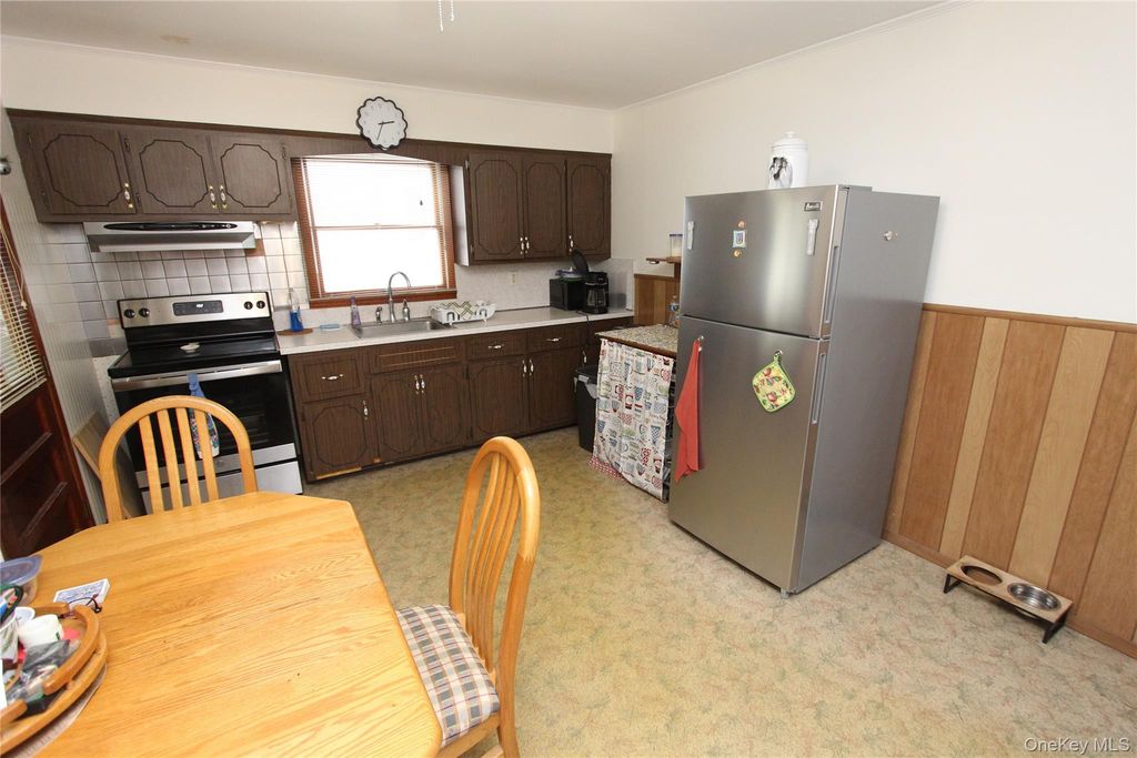 42 5th Avenue S, Huntington Station, NY 11746 — photo 5