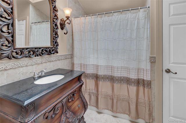 59 Lincoln Boulevard, Bethpage, NY 11714