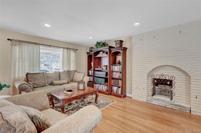 59 Lincoln Boulevard, Bethpage, NY 11714