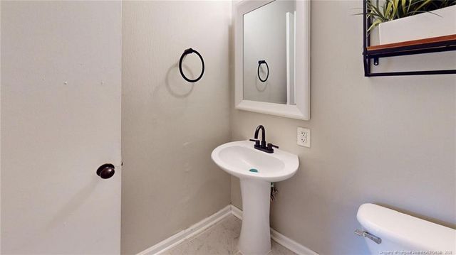 711 Bronco Lane, Fayetteville, NC 28303