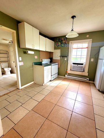 1502 Taylor Town Rd, White Bluff, TN 37187