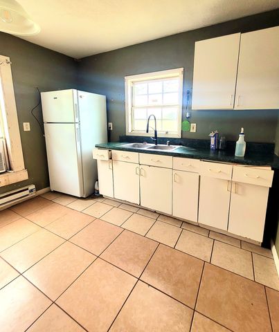 1502 Taylor Town Rd, White Bluff, TN 37187