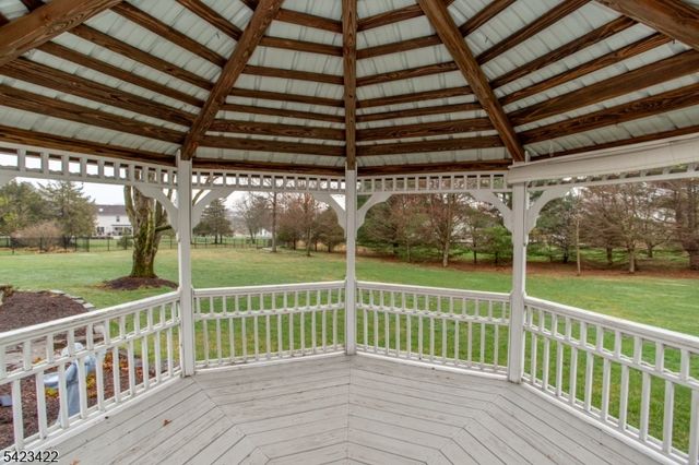 4 Melita Rd, Alexandria Twp., NJ 08848