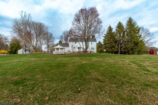 4 Melita Rd, Alexandria Twp., NJ 08848